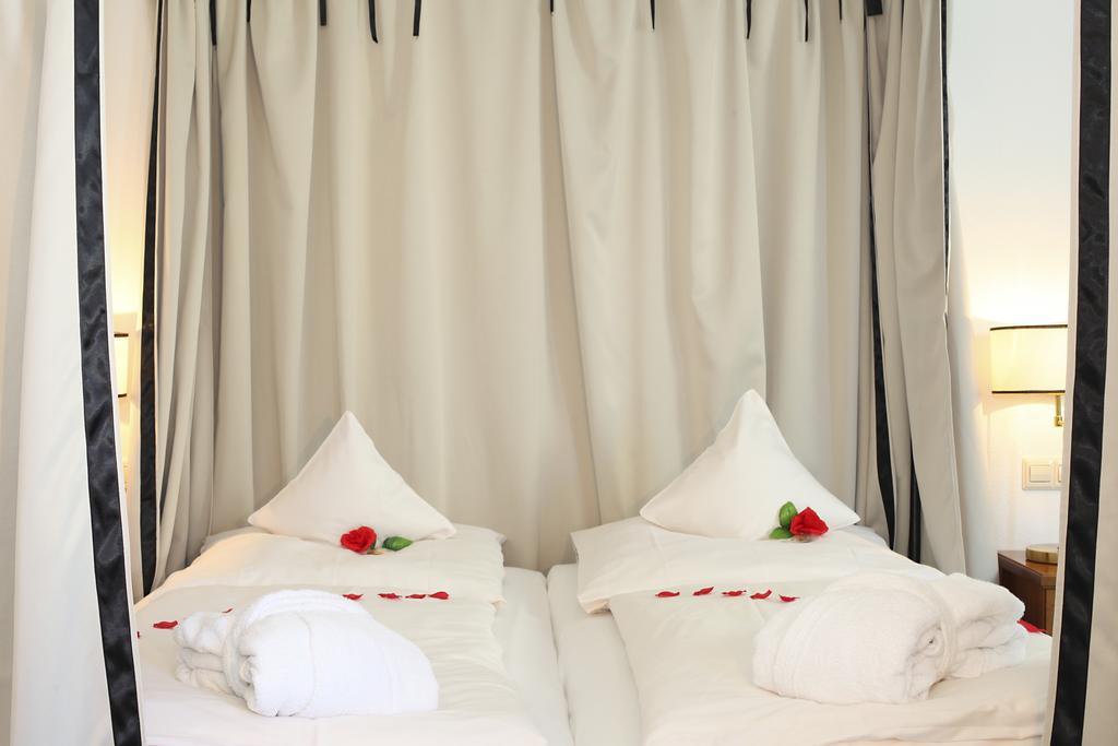 Romantik Hotel Johanniter-Kreuz Uberlingen Luaran gambar